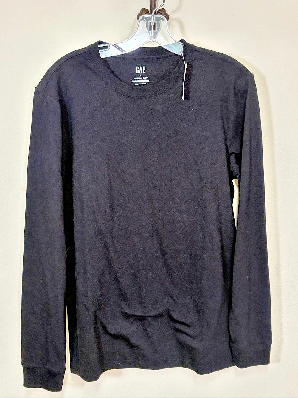 Gap Everyday Soft Long Sleeve Crew Long Sleeve Crew in Black Size Small NWT